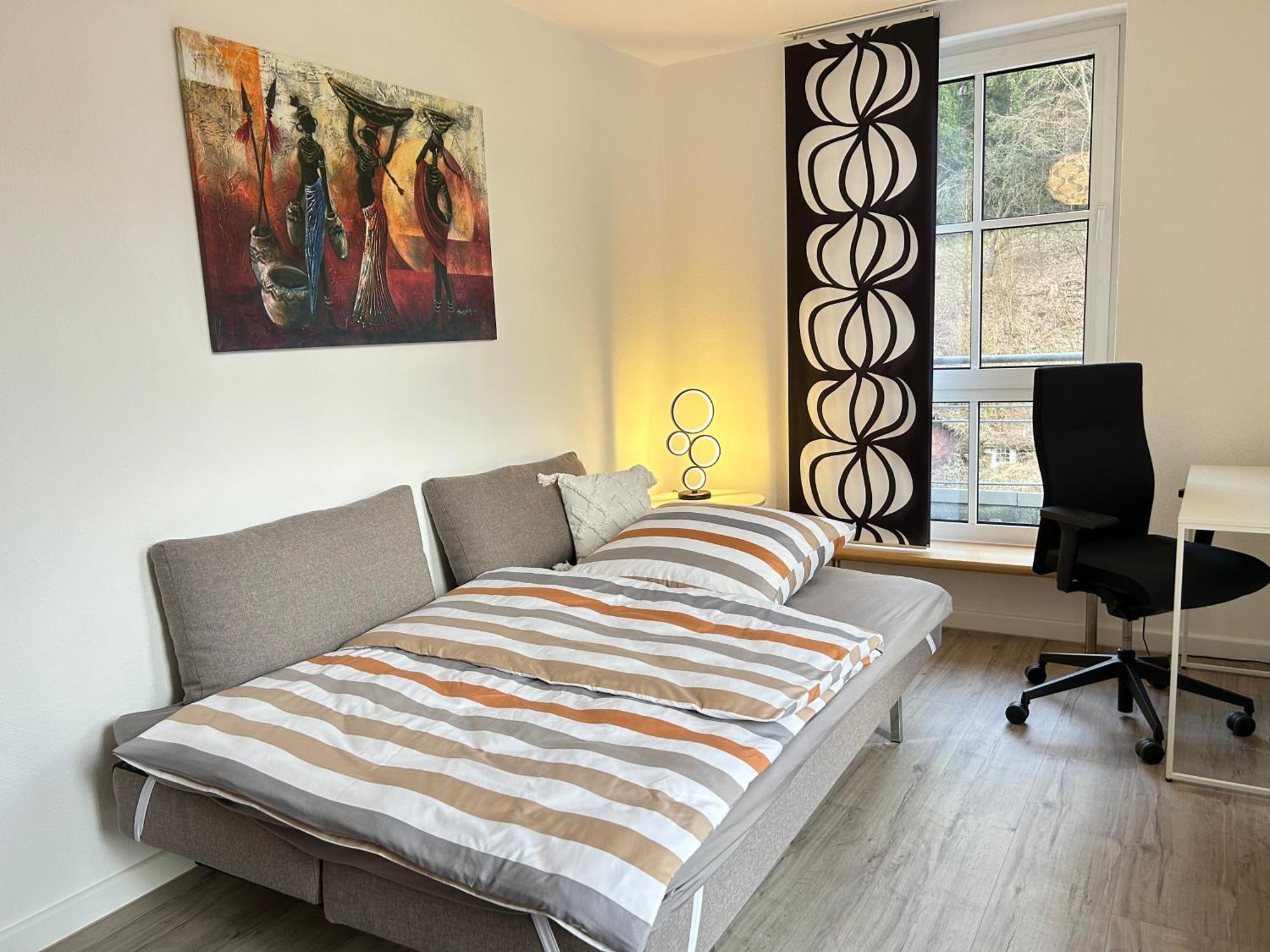 Grosszuegiges Helles Penthouse -Komplette Etage- Mit Balkon Und Stellplatz In Ruhiger Lage 库姆巴赫 外观 照片