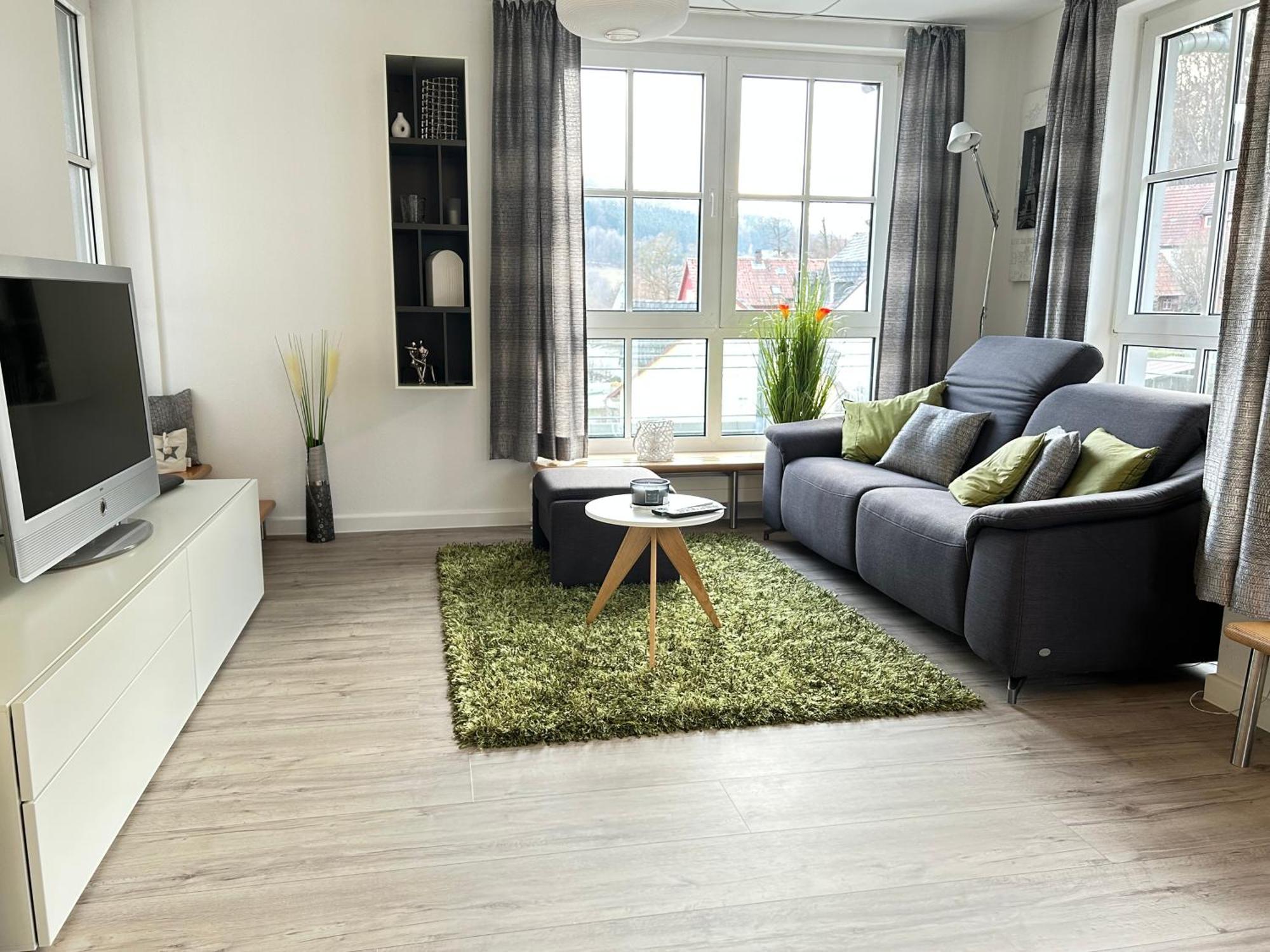 Grosszuegiges Helles Penthouse -Komplette Etage- Mit Balkon Und Stellplatz In Ruhiger Lage 库姆巴赫 外观 照片