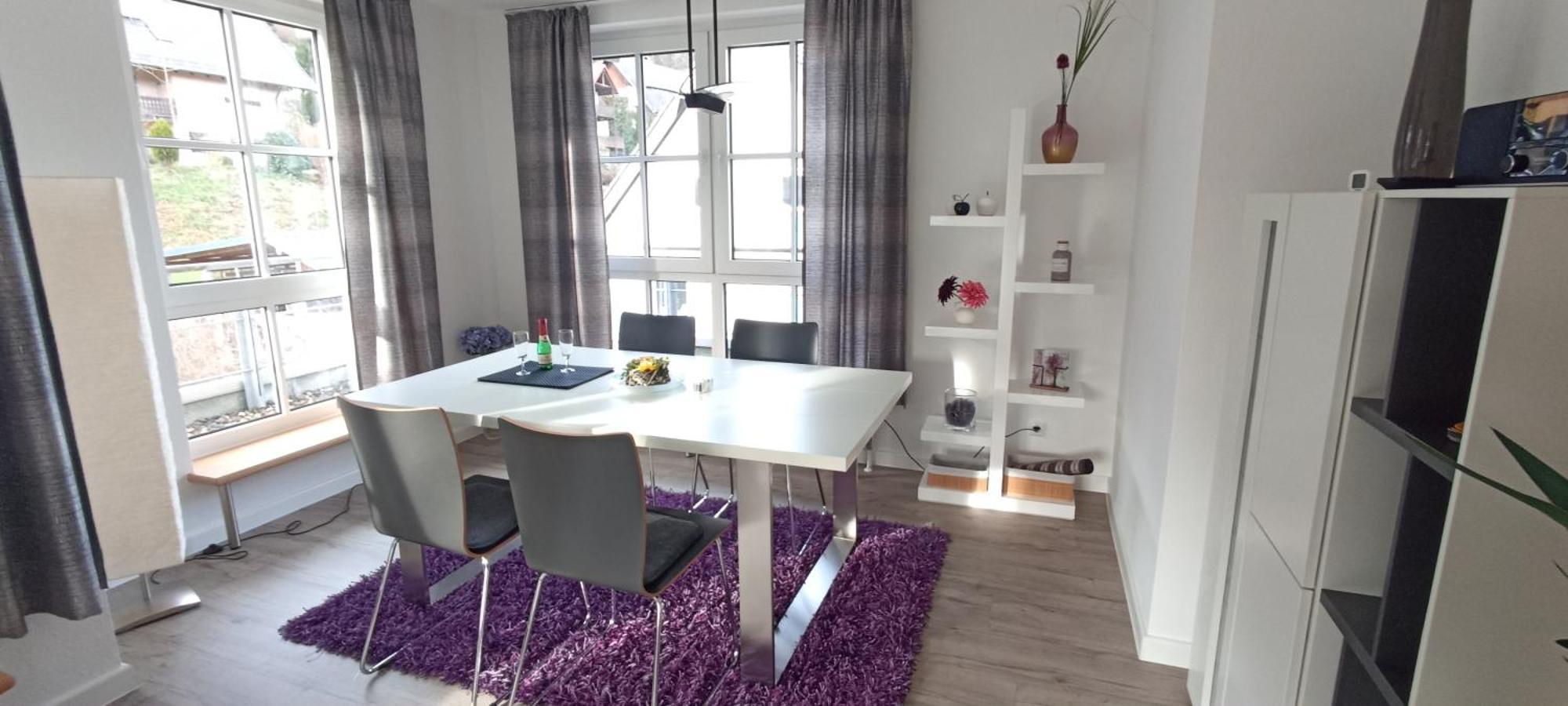 Grosszuegiges Helles Penthouse -Komplette Etage- Mit Balkon Und Stellplatz In Ruhiger Lage 库姆巴赫 外观 照片