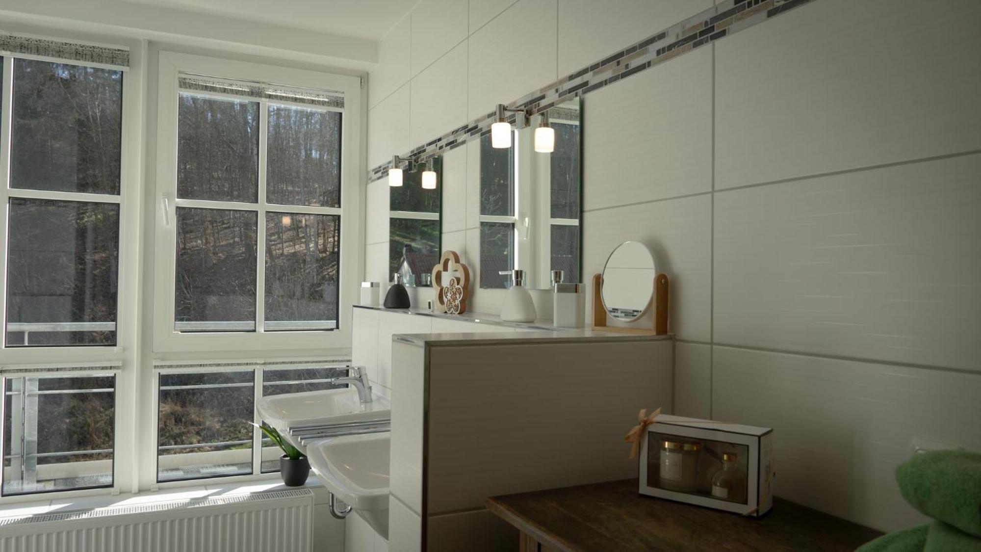 Grosszuegiges Helles Penthouse -Komplette Etage- Mit Balkon Und Stellplatz In Ruhiger Lage 库姆巴赫 外观 照片